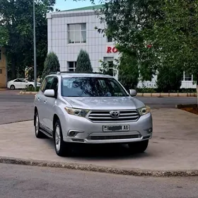 Toyota Highlander 2011