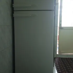 холодильник Beko