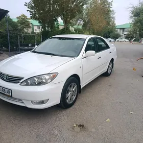 Toyota Camry 2003