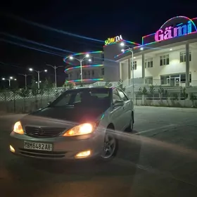 Toyota Camry 2004