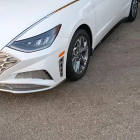 Hyundai Sonata 2022