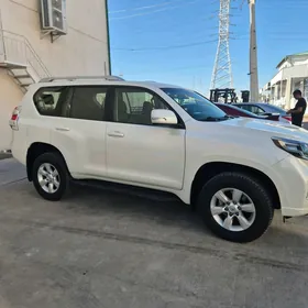 Toyota Land Cruiser Prado 2014