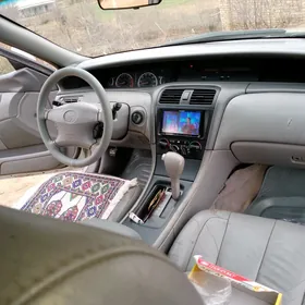 Toyota Avalon 2000