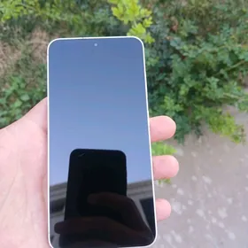 Samsung S 24