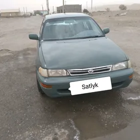 Toyota Corolla 1992