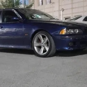 BMW E39 2002