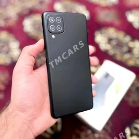 Telefon gaçyrdym