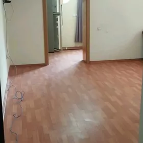 Eŷesinden satlyk jaŷ