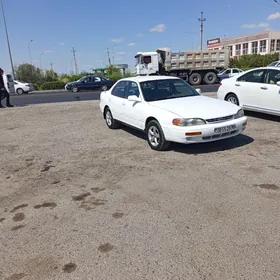 Toyota Camry 1993