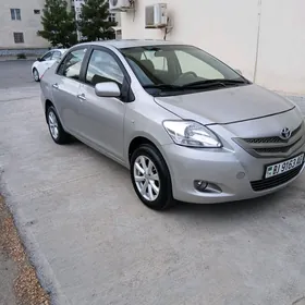 Toyota Yaris 2008