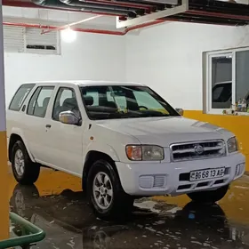 Nissan Pathfinder 2001