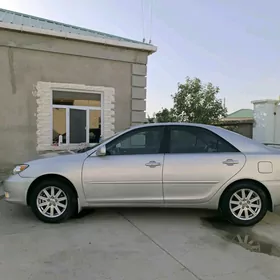 Toyota Camry 2003