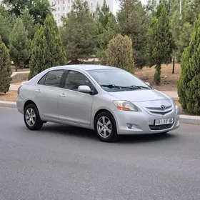 Toyota Yaris 2010