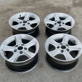 Diska 15 lik...Toyota