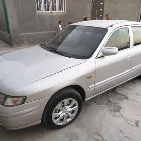 Mazda 626 2000