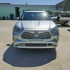 Toyota Highlander 2020