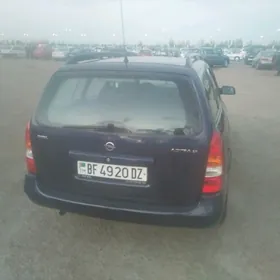 Opel Astra 2021