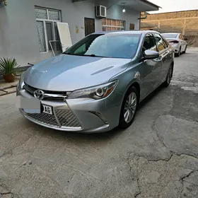 Toyota Camry 2015