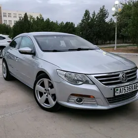Volkswagen CC 2011