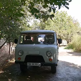 UAZ 469 1999