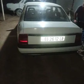 Opel Vectra 1990
