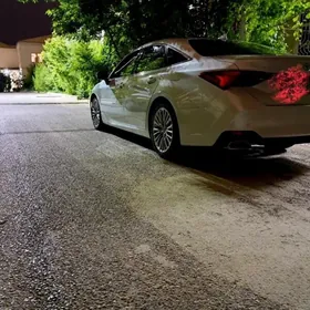 Toyota Avalon 2020