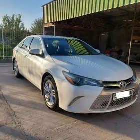 Toyota Camry 2016