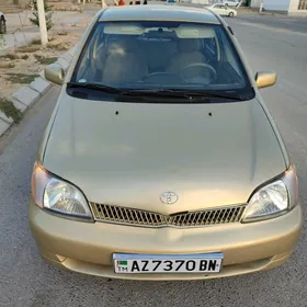 Toyota Echo 2001