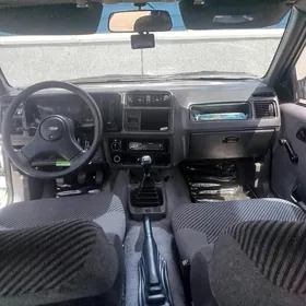 Ford E-Series 1988