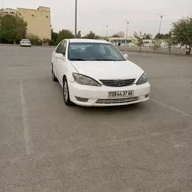 Toyota Camry 2005