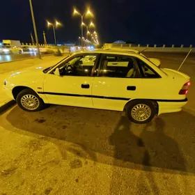 Opel Astra 1993