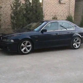BMW E39 2002