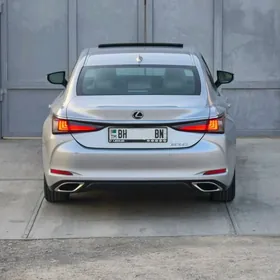 Lexus ES 350 2020