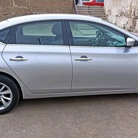 Nissan Sentra 2013