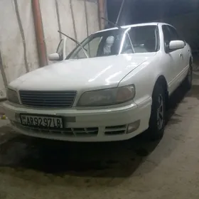 Nissan Cefiro 1995