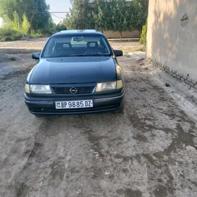 Opel Vectra 1990