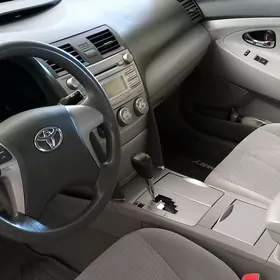 Toyota Camry 2011