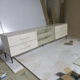 Telewizor posdawka mebel
