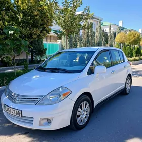 Nissan Versa 2010