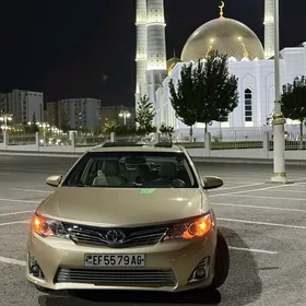 Toyota Camry 2011