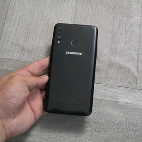 Samsung A20s. 3/32. wetnam