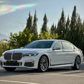 BMW 740 2020