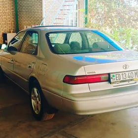 Toyota Camry 1999