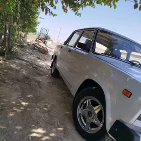 Lada 2107 2000