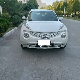 Nissan JUKE 2012