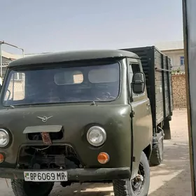 UAZ 462 1990