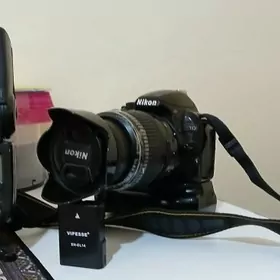 nikon D3100