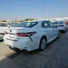 Toyota Camry 2022