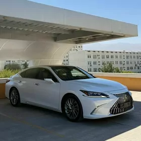 Lexus ES 350 2020