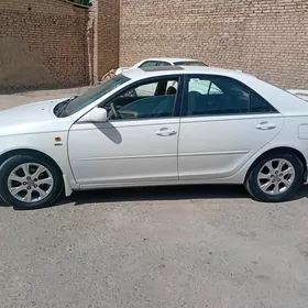 Toyota Camry 2004